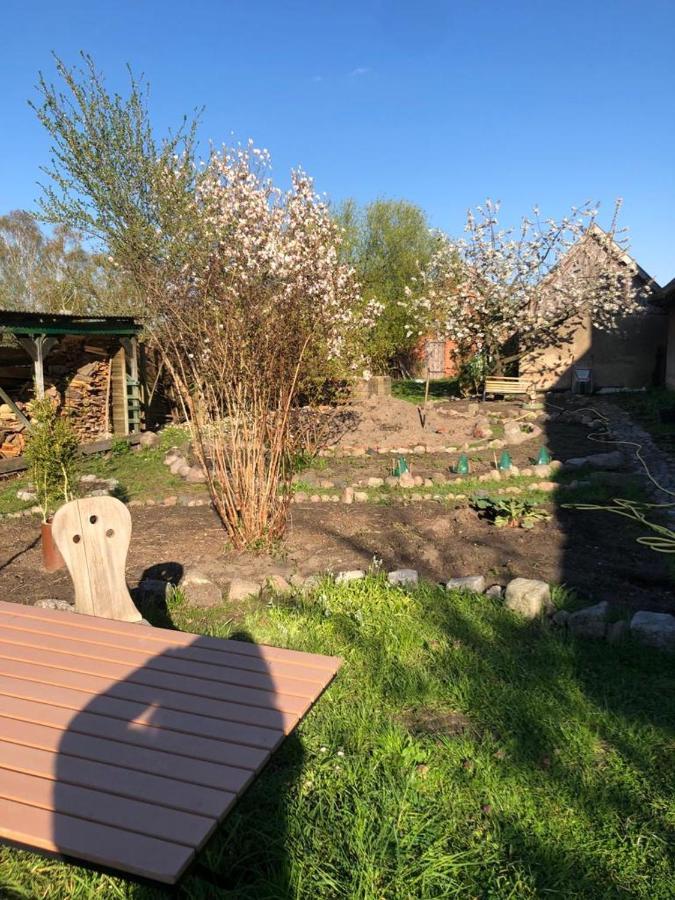 Fischerhaus Galenbeck Bed & Breakfast Exterior photo